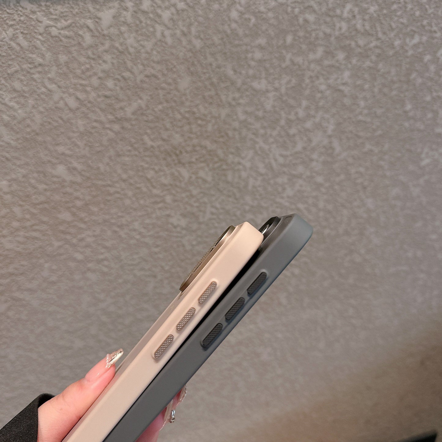 ZEROTO ZR009 | Magnetic Mag-Safe | Spiral Camera Protection Silicone Case