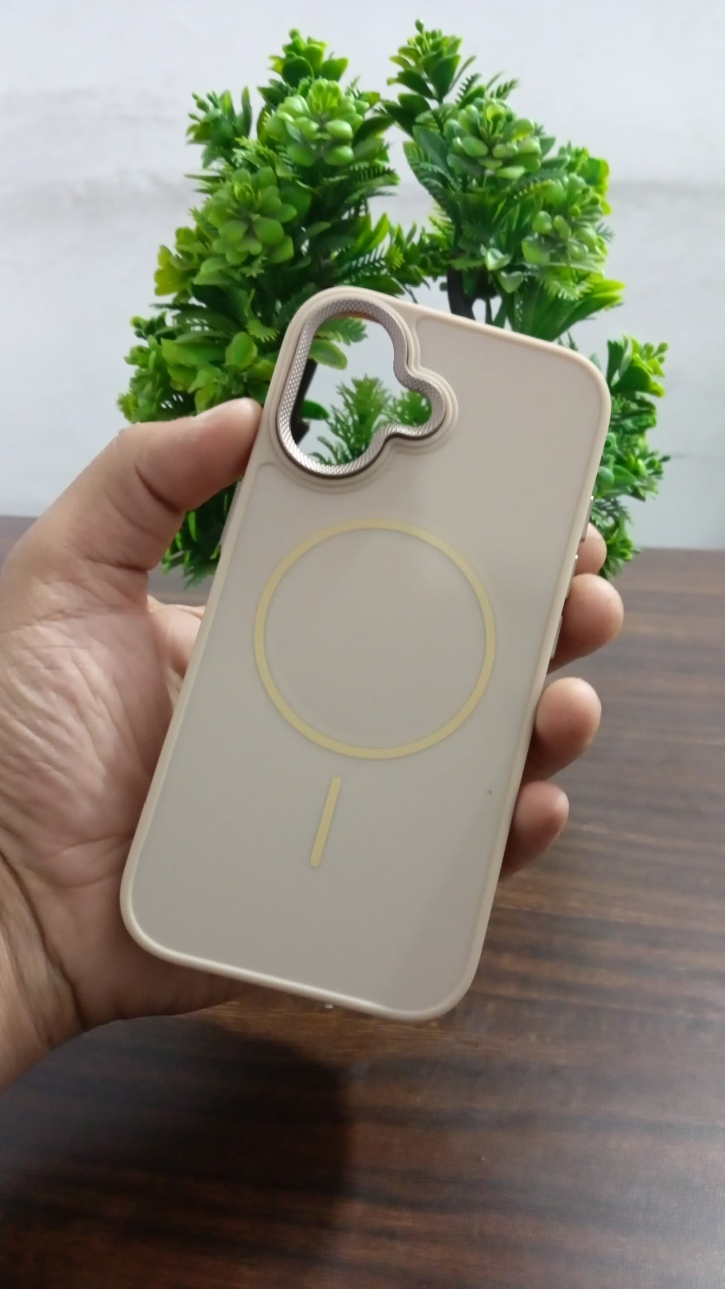 ZEROTO ZR009 | Magnetic Mag-Safe | Spiral Camera Protection Silicone Case