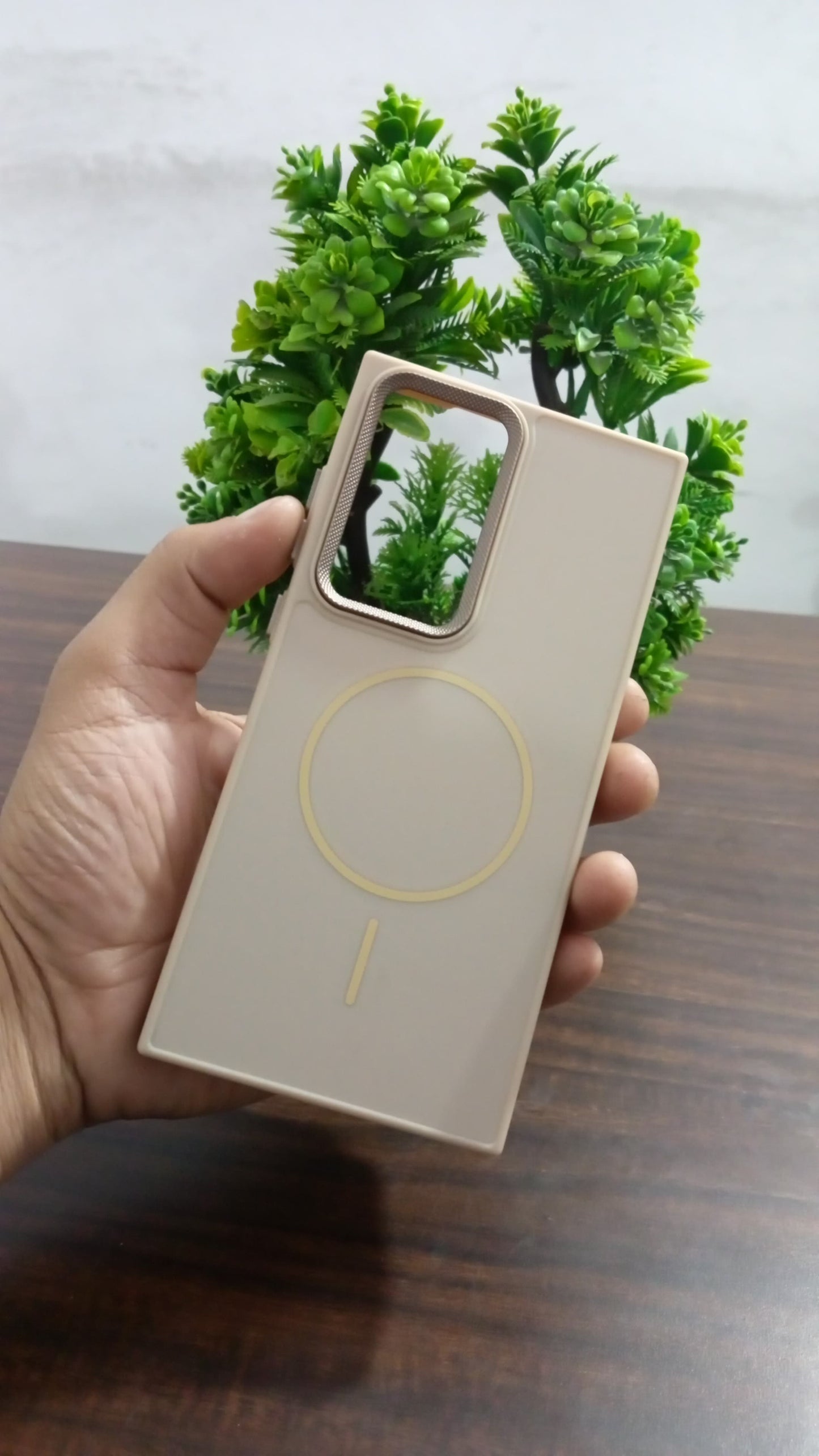 ZEROTO ZR009 | Magnetic Mag-Safe | Spiral Camera Protection Silicone Case