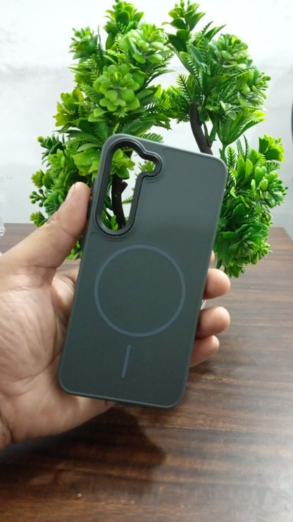 ZEROTO ZR009 | Magnetic Mag-Safe | Spiral Camera Protection Silicone Case